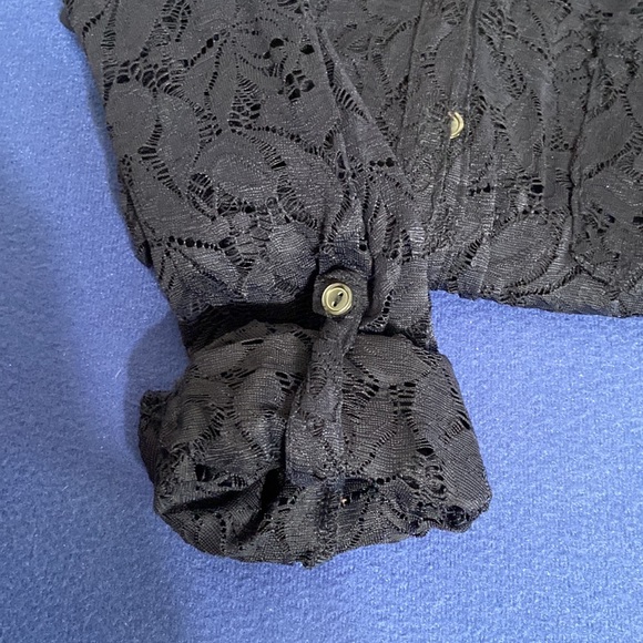 Aeropostale lace button down shirt - Picture 5 of 5